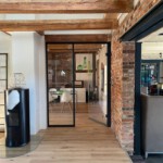 quint-it Glaswand System in anthrazit-grey verglast mit Verbundsicherheitsglas VSG 12 mm aus 2 x ESG“. Einbauort : domiziel Kinder-und Jugendhilfe in Uetze-Dedenhausen