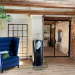 quint-it Glaswand System in anthrazit-grey verglast mit Verbundsicherheitsglas VSG 12 mm aus 2 x ESG“. Einbauort : domiziel Kinder-und Jugendhilfe in Uetze-Dedenhausen